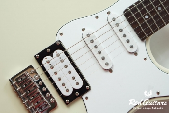 Pacifica 112V - Vintage White